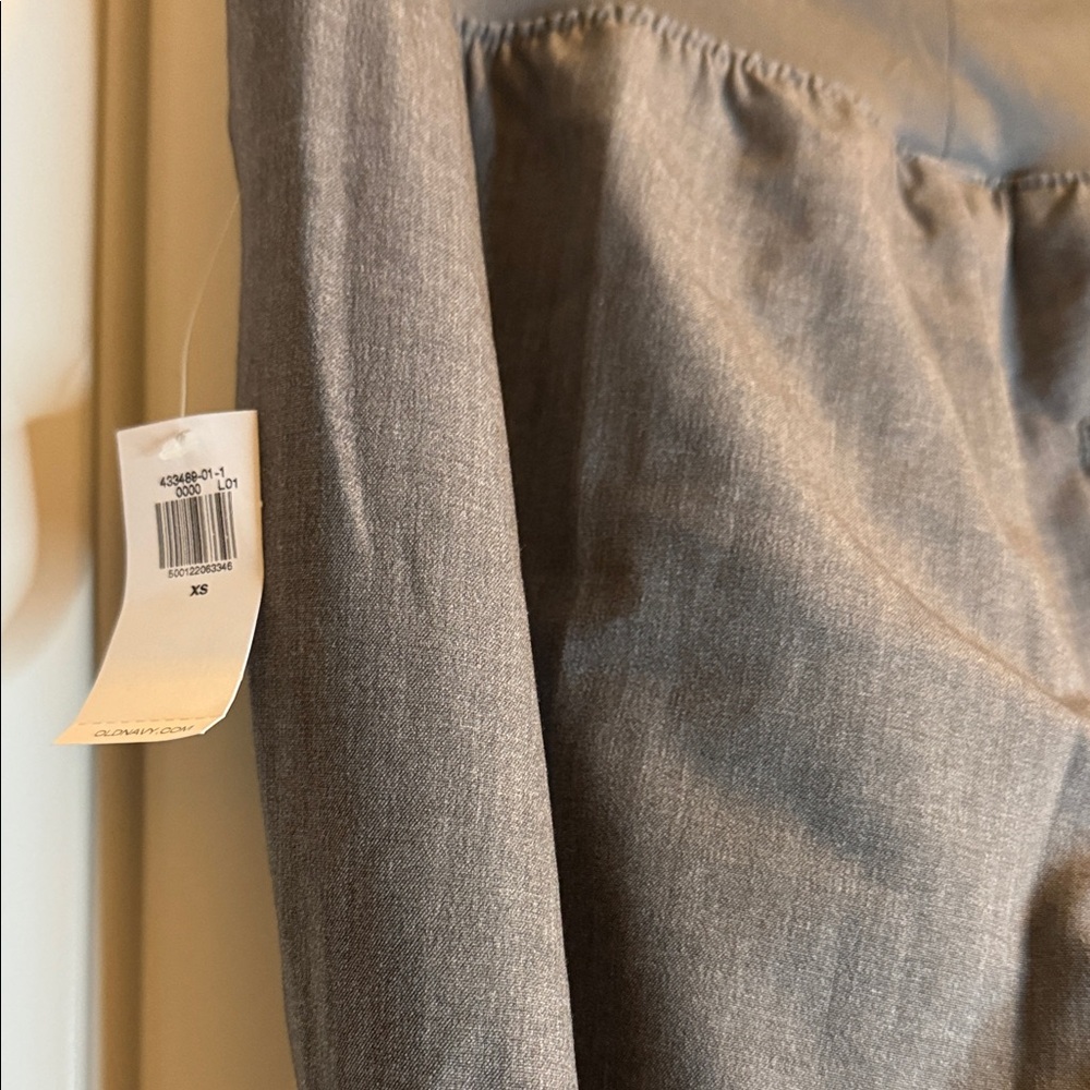 Old Navy Maternity Gray Women's Pants XS New - Picture 4 of 5